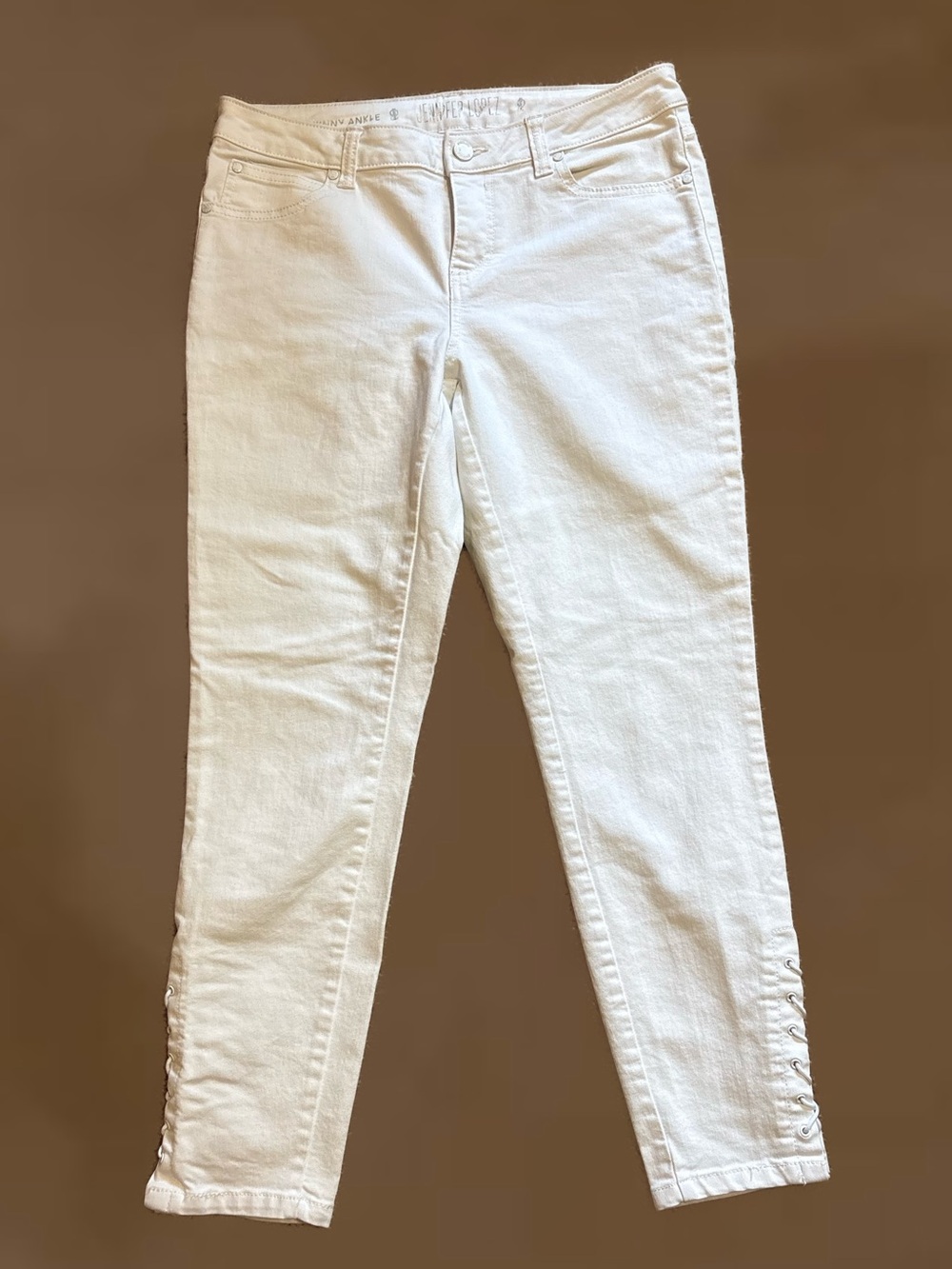 Jennifer Lopez Women’s Size 6 White Skinny Ankle Jeans with Lace-Up Ankles